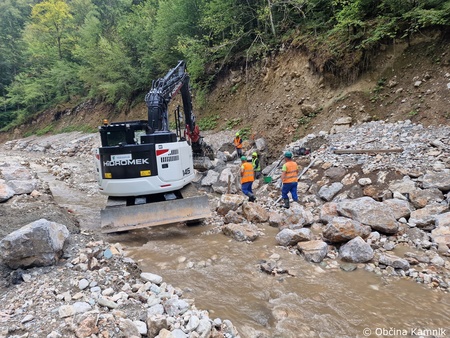 Sanacijska obnova vodotokov in hudournikov po poplavah (13)